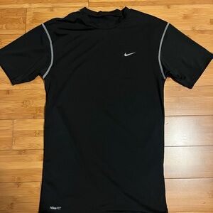 Nike Fitted Shirt sz M